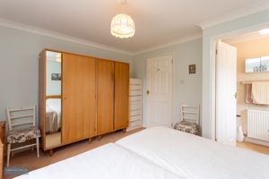 Bedroom- click for photo gallery